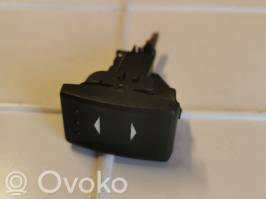 Ford Mondeo Mk III Electric window control switch 