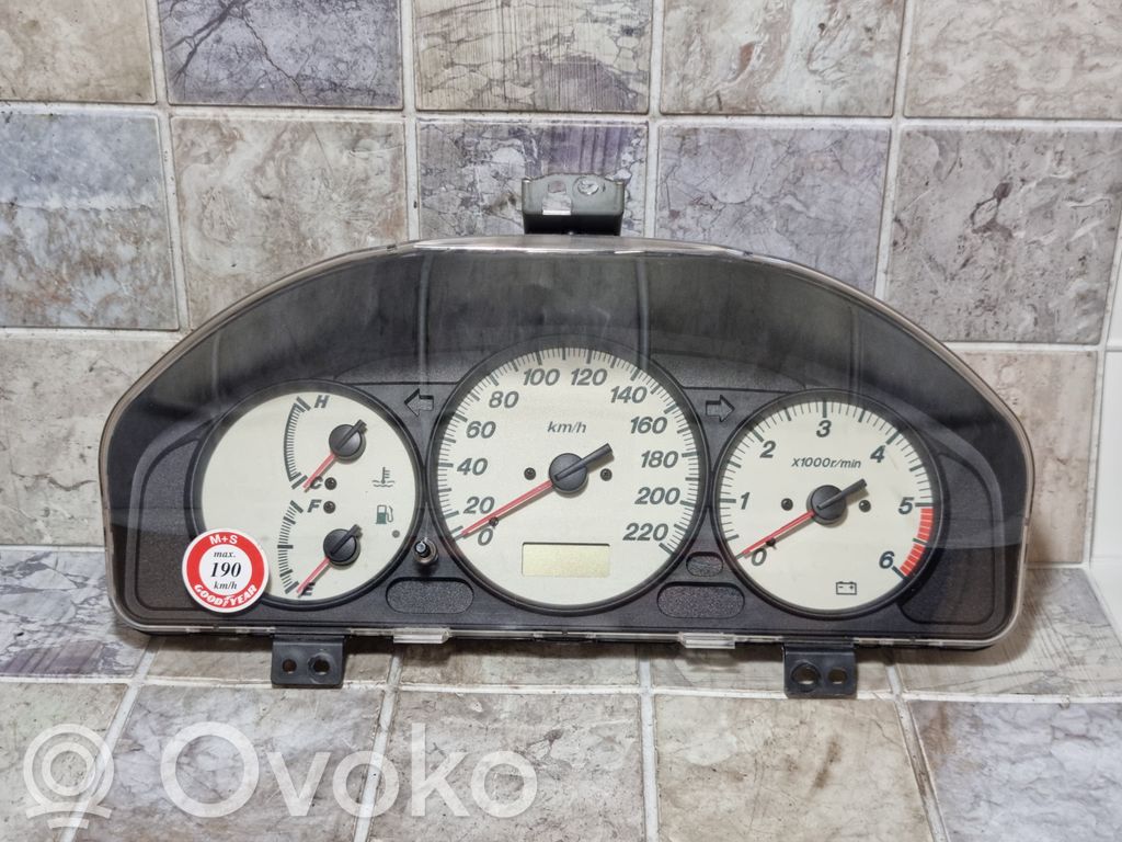 Mazda Premacy Speedometer (instrument cluster) 