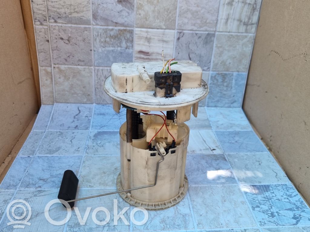 Citroen C3 Bomba interna de combustible 
