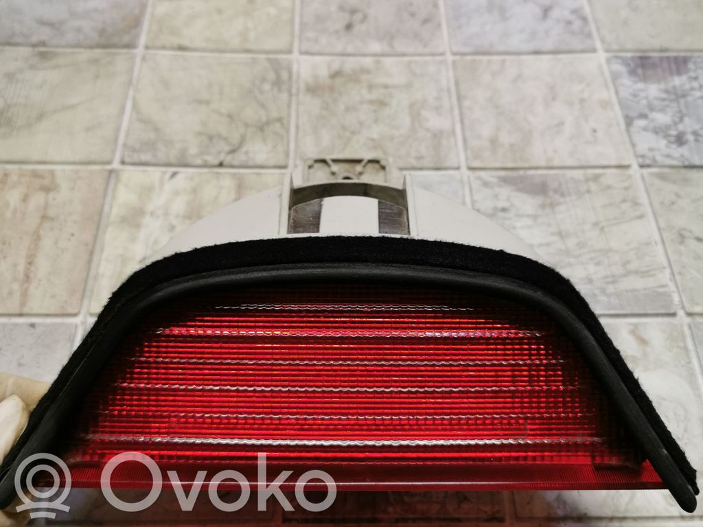 BMW 5 E39 Third/center stoplight 