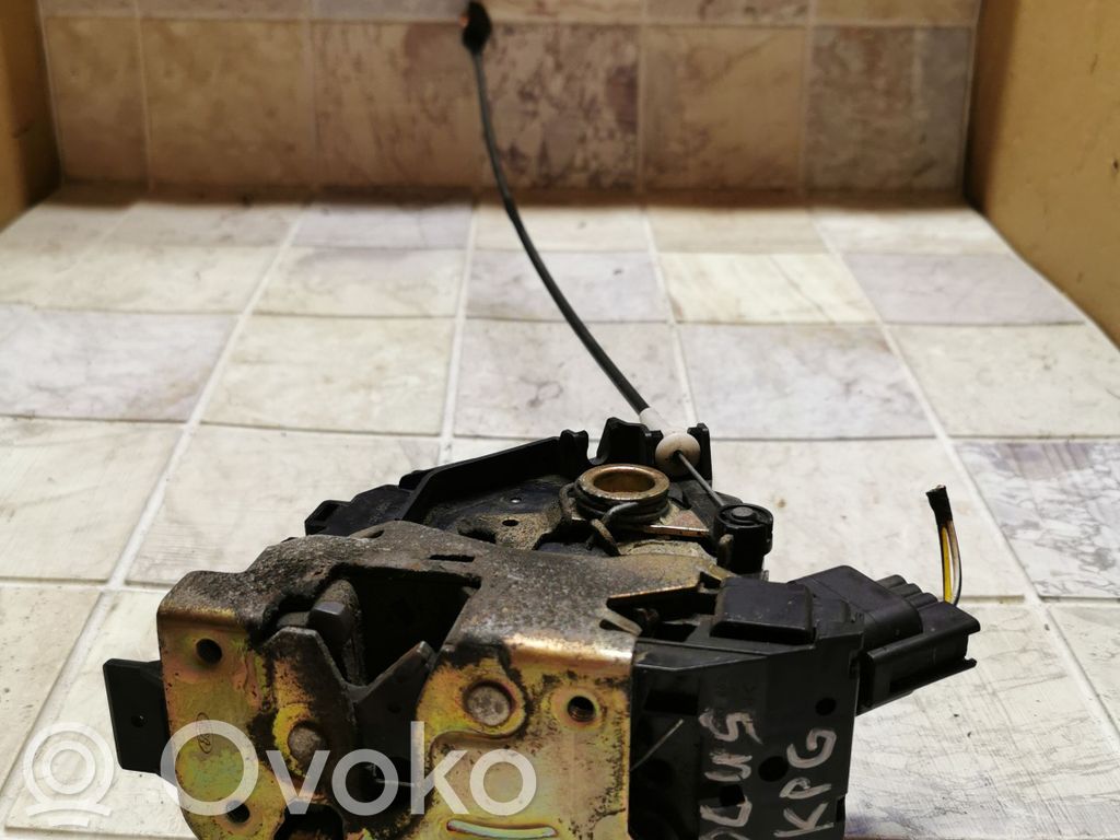 Ford Focus Rear door lock 