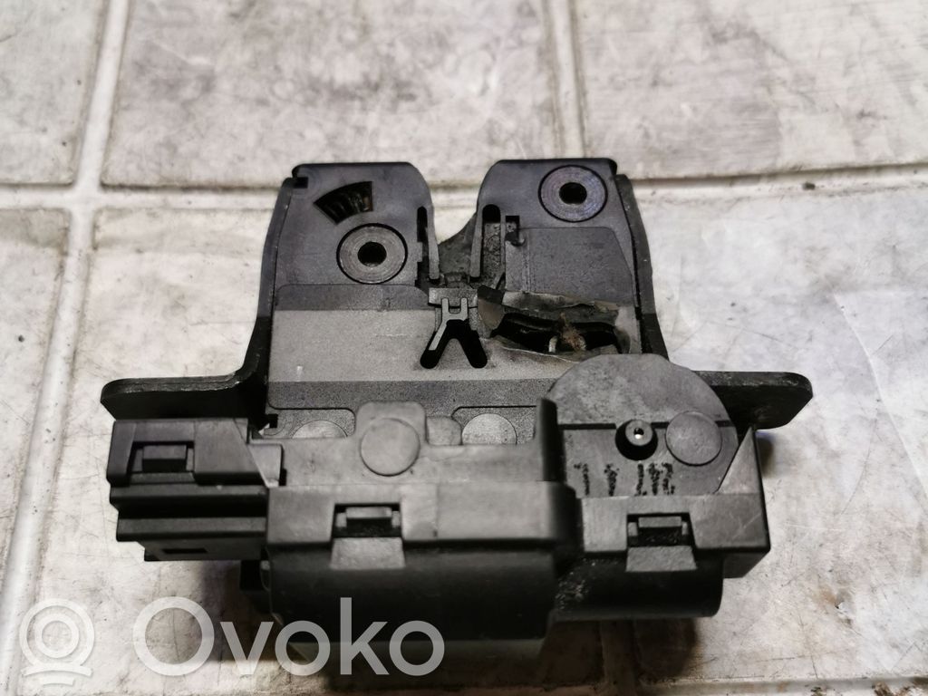 Renault Laguna II Tailgate/trunk/boot lock/catch/latch 