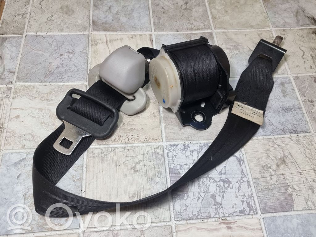Mazda 5 Rear seatbelt 