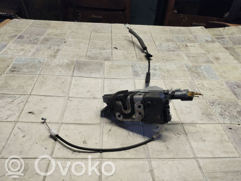 Priekšpusē slēdzene   5230A0672J2,A01773,1283600327