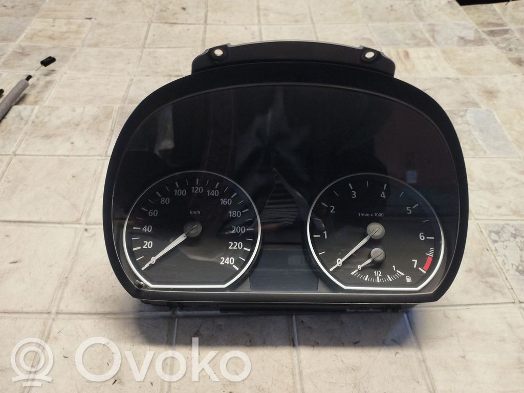BMW 1 E81 E87 Speedometer (instrument cluster) 