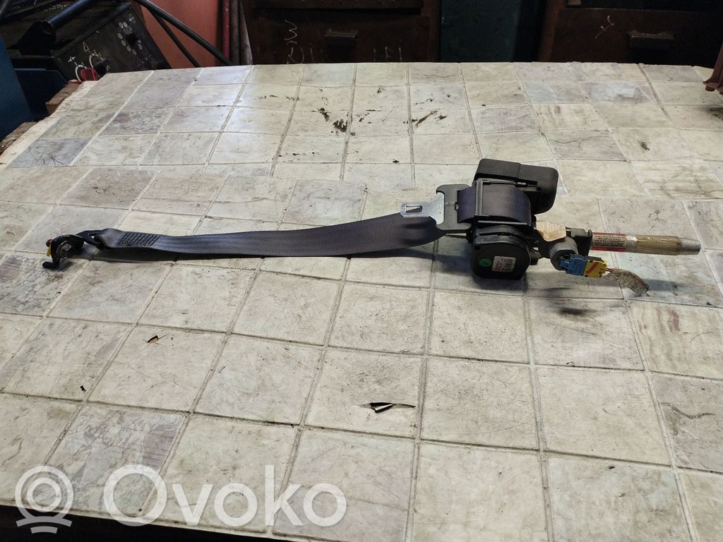 Volvo S60 Cinturón trasero 