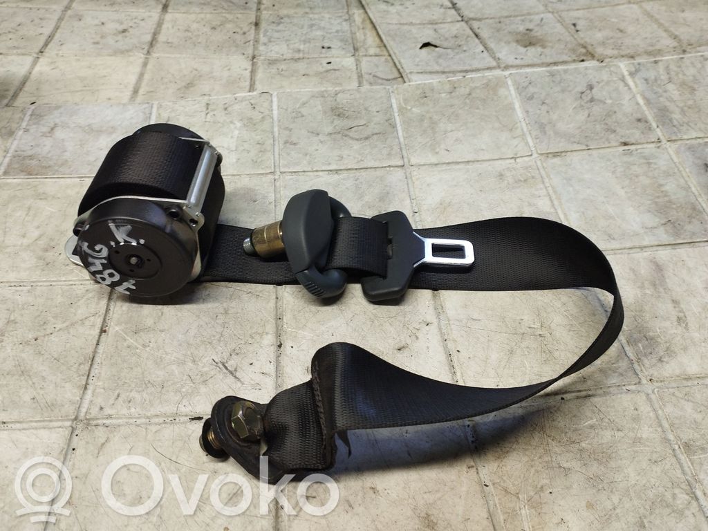 Mitsubishi Colt Cinturón trasero 