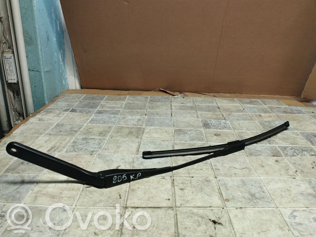 BMW 1 E81 E87 Wischerarm vorne 