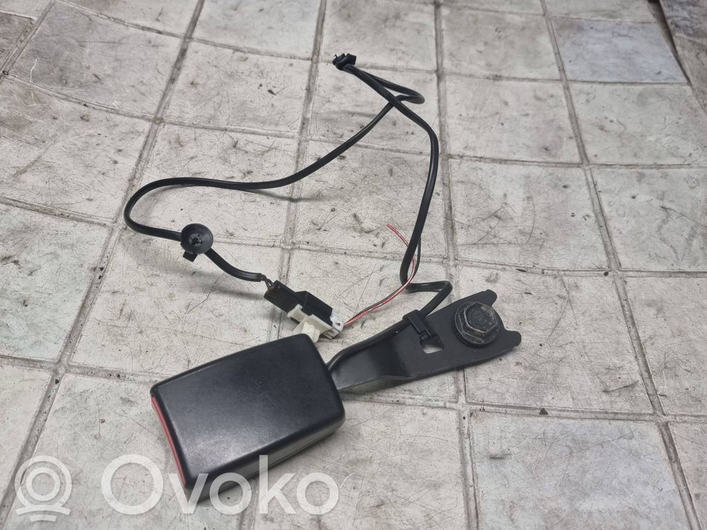 Mitsubishi Colt Etuistuimen turvavyön solki 