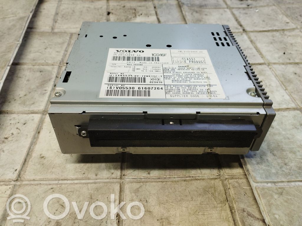 Volvo V50 Radio/CD/DVD/GPS head unit 