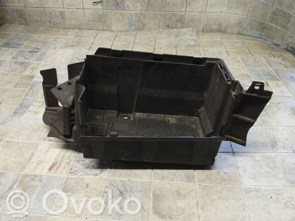 Saab 9-3 Ver2 Podstawa / Obudowa akumulatora 