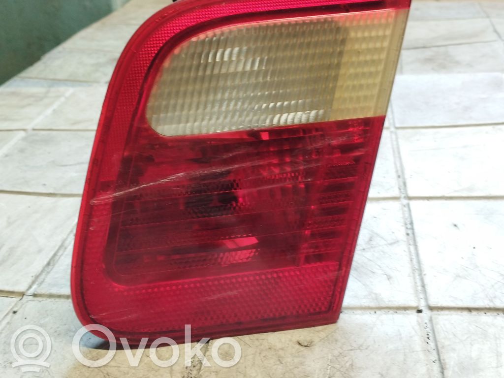BMW 3 E46 Tailgate rear/tail lights 