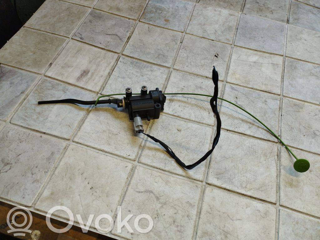 BMW 1 E81 E87 Schloss Tankdeckel Tankklappe 