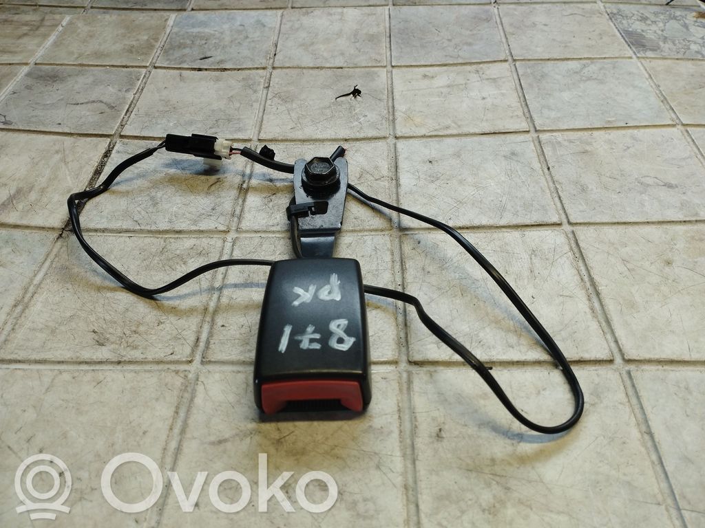 Mitsubishi Colt Etuistuimen turvavyön solki 