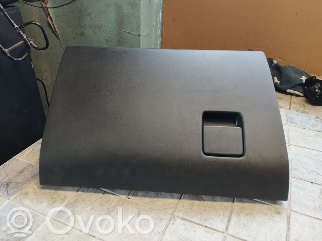 Opel Vectra C Daiktadėžė 