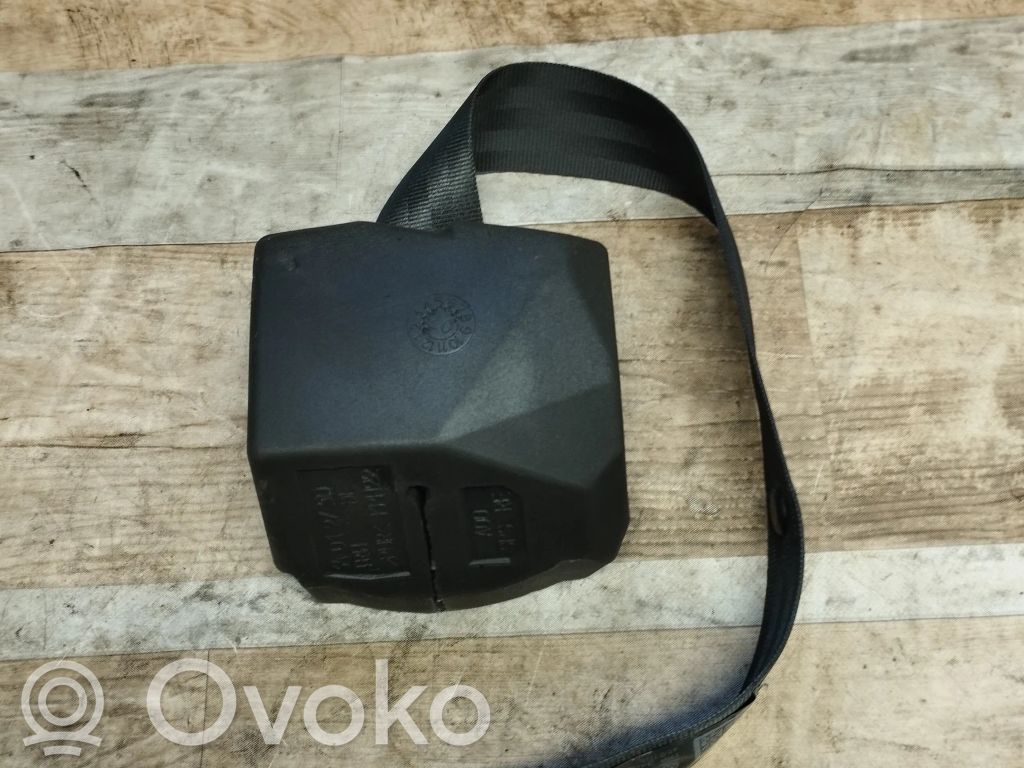 Volkswagen PASSAT B6 Cinturón trasero 