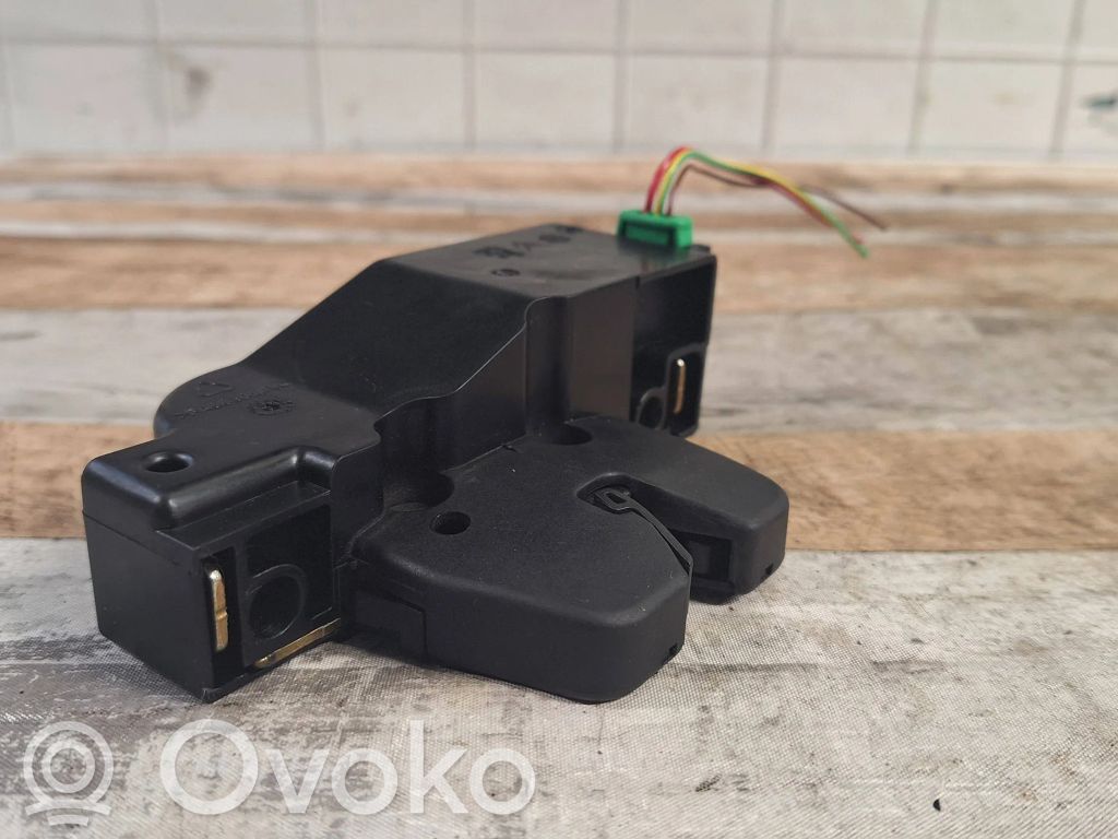 Peugeot 607 Tailgate/trunk/boot lock/catch/latch 