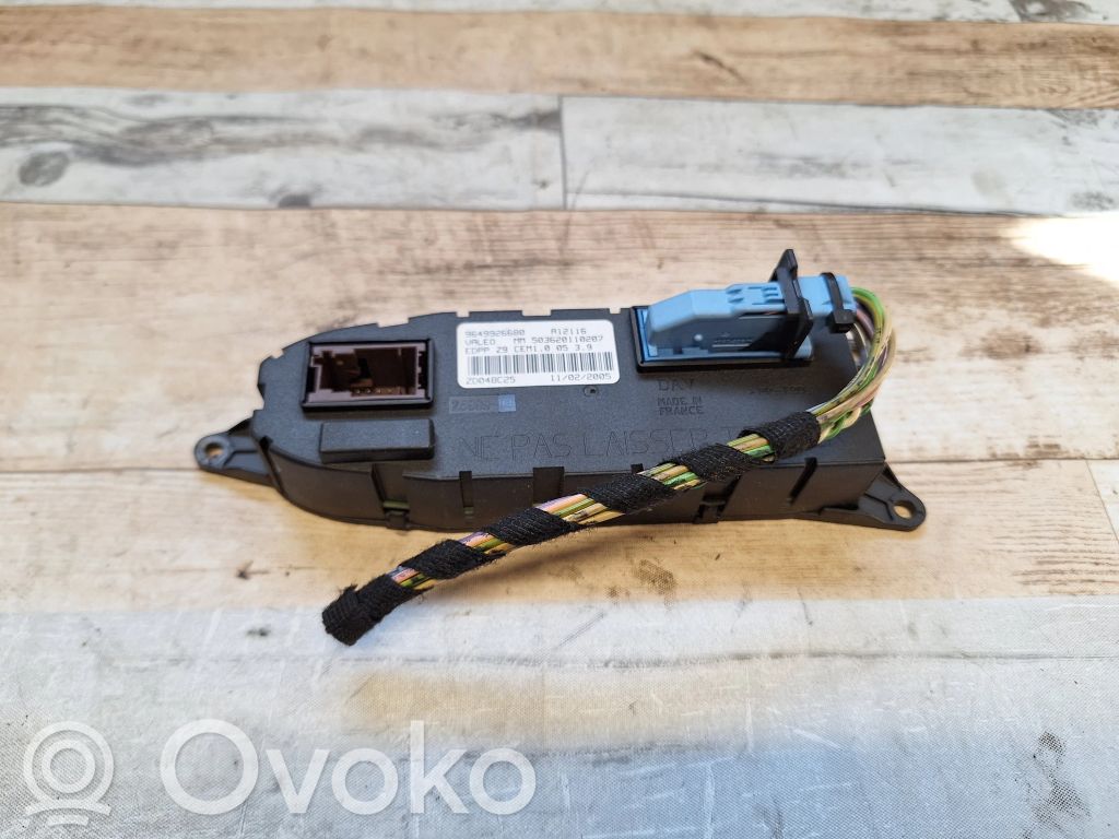 Peugeot 607 Door control unit/module 