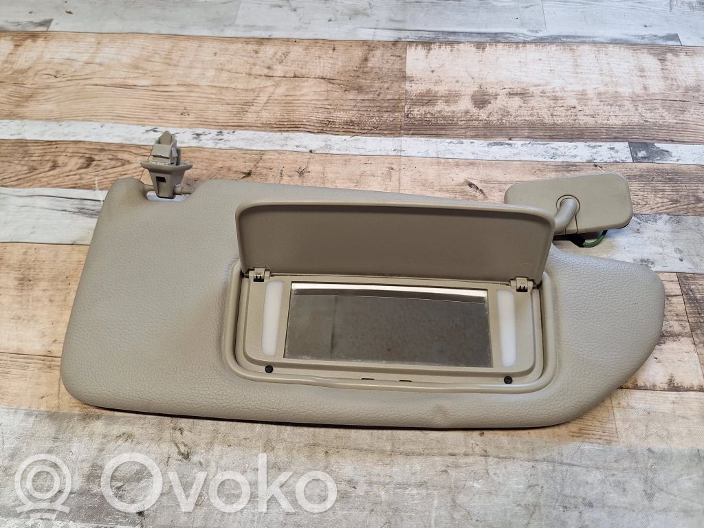 Volvo V70 Sun visor 