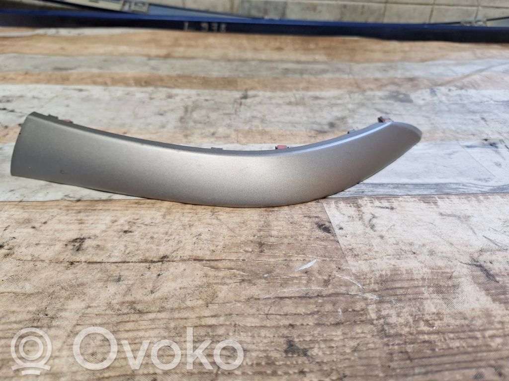 Toyota Auris 150 Kita salono detalė 