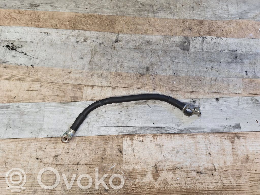 Volkswagen Touareg I Negative earth cable (battery) 