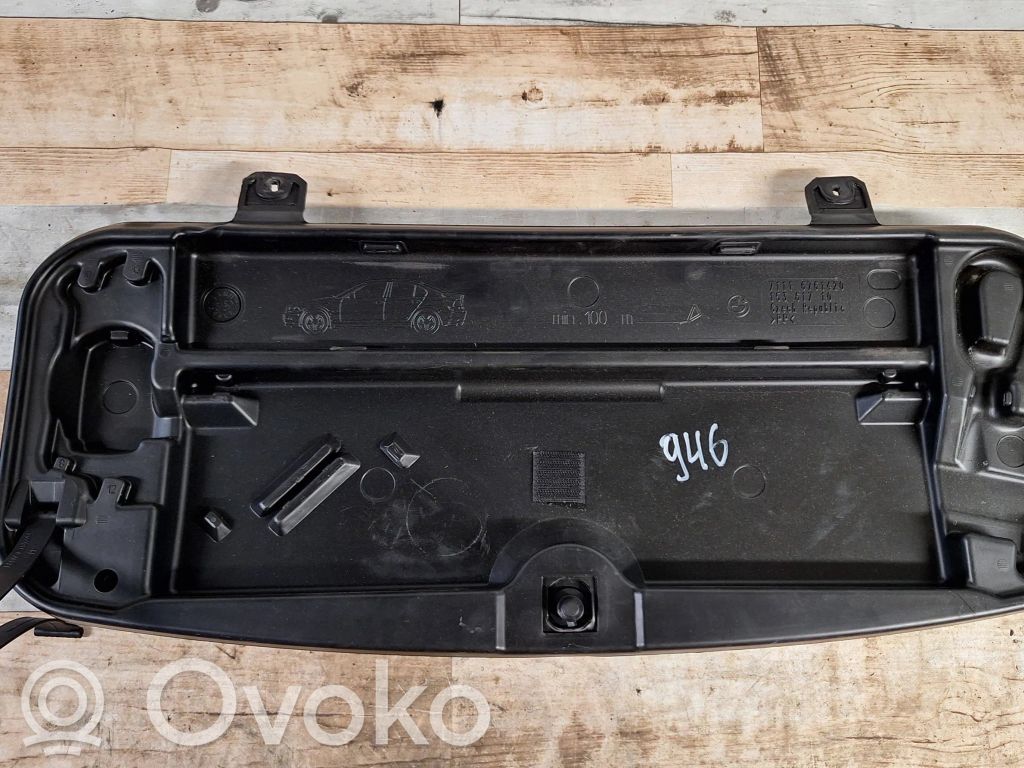 BMW 5 E39 Tool box 