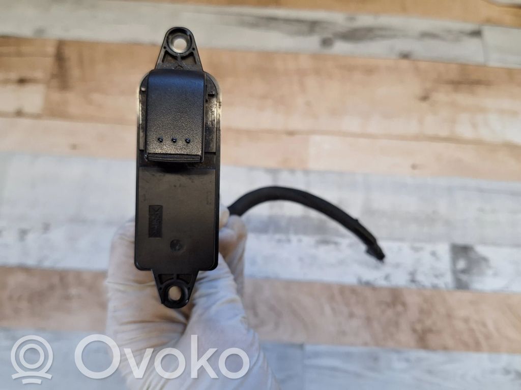 Mazda 5 Electric window control switch 
