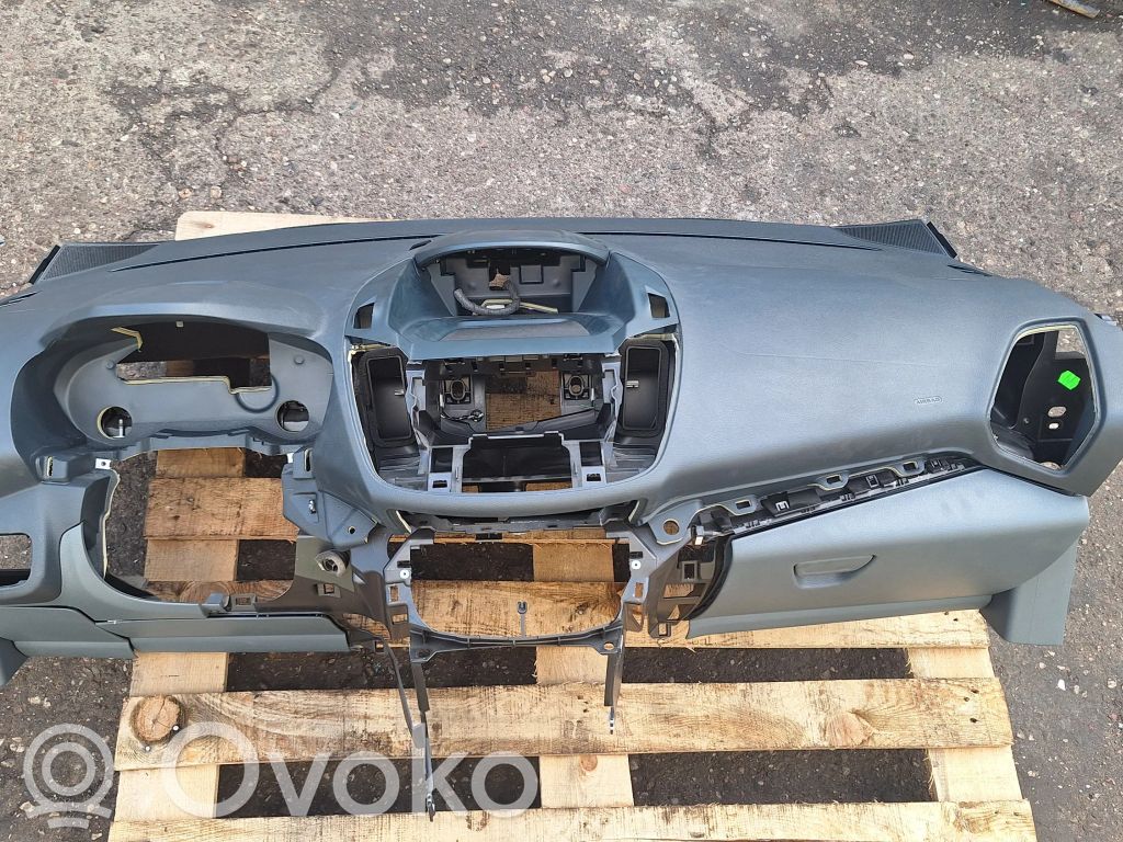 Ford C-MAX II Dashboard 