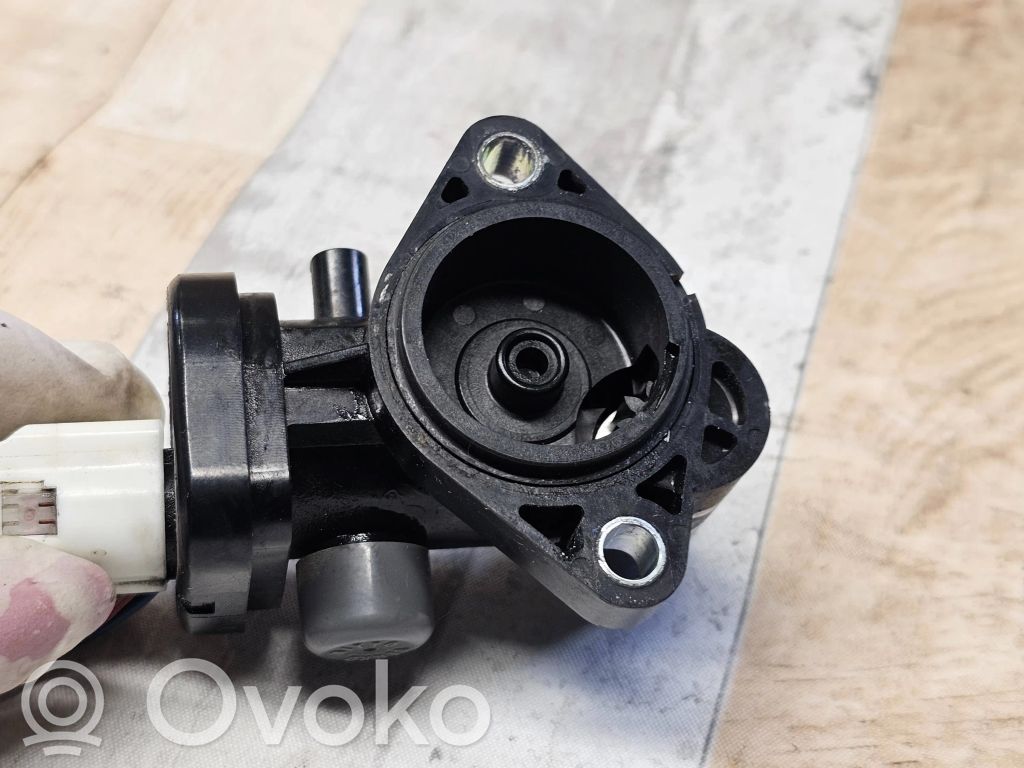 Mazda 2 Tyhjäkäynti-säätöventtiili (säädin) 