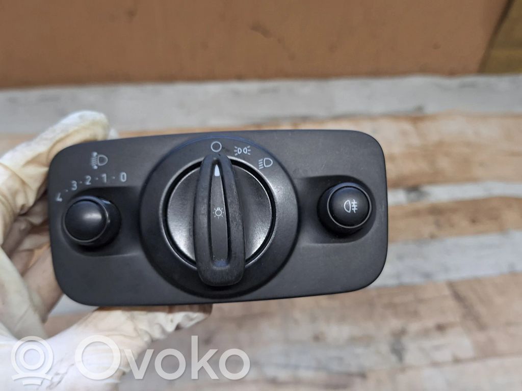 Ford Fiesta Light switch 