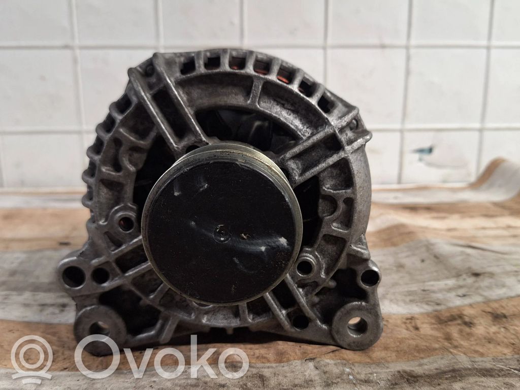 Volkswagen Touran I Alternador 