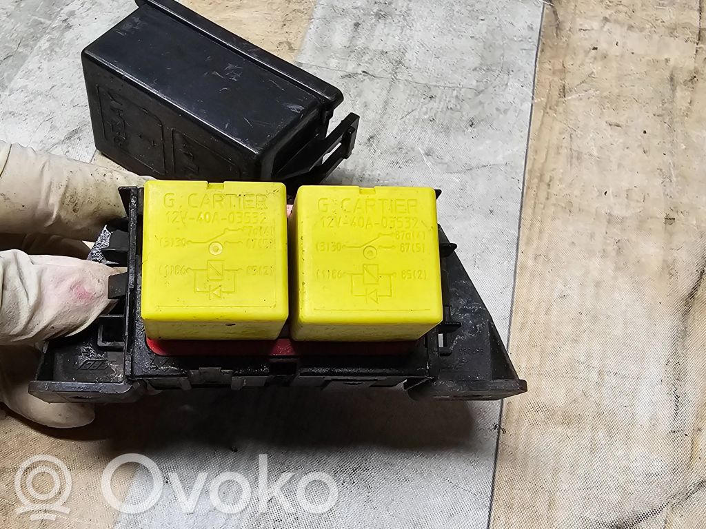 Inne przekaźniki   12V40A03532,87151,870141