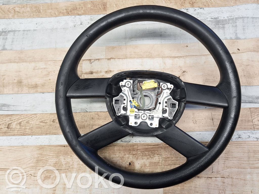 Volkswagen Polo IV 9N3 Ohjauspyörä 