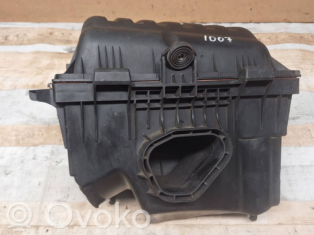 Seat Alhambra (Mk1) Air filter box 