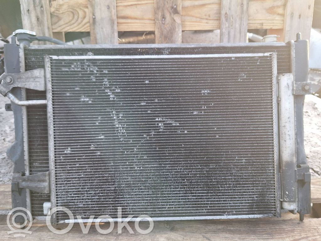 Mitsubishi Colt Radiatorių komplektas 