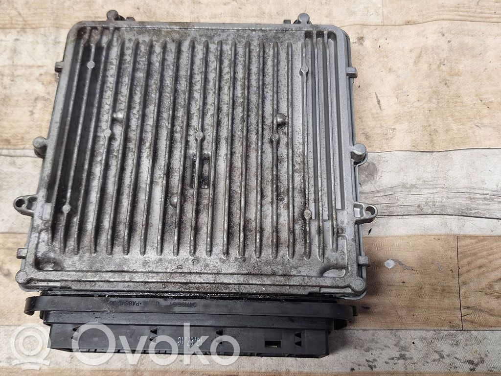 BMW 5 F10 F11 Engine control unit/module 