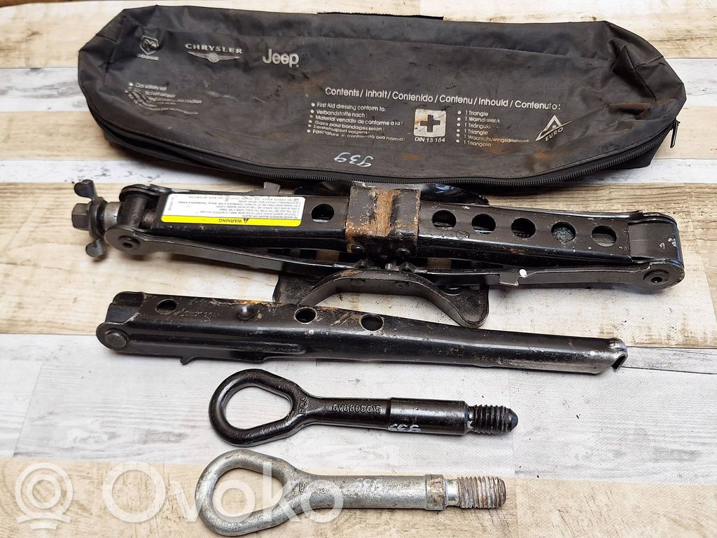 Chrysler Sebring (JS) Juego de herramientas 