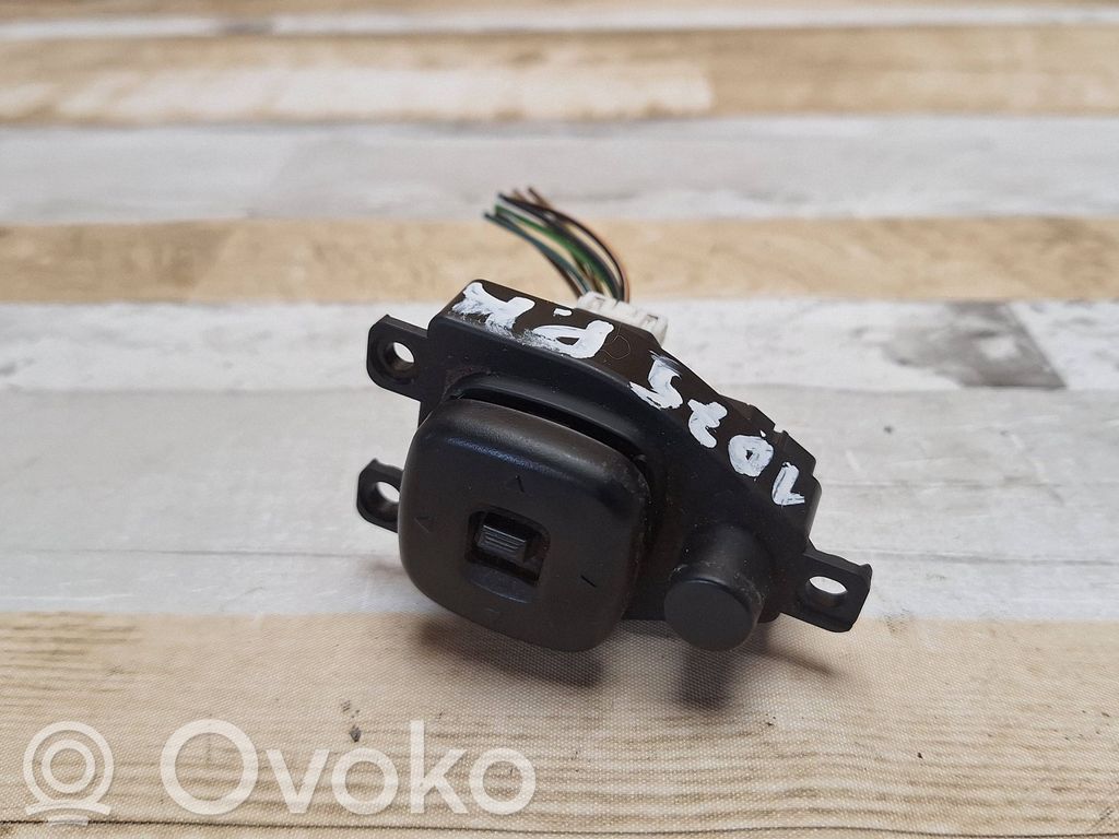 Mazda 2 Wing mirror switch 