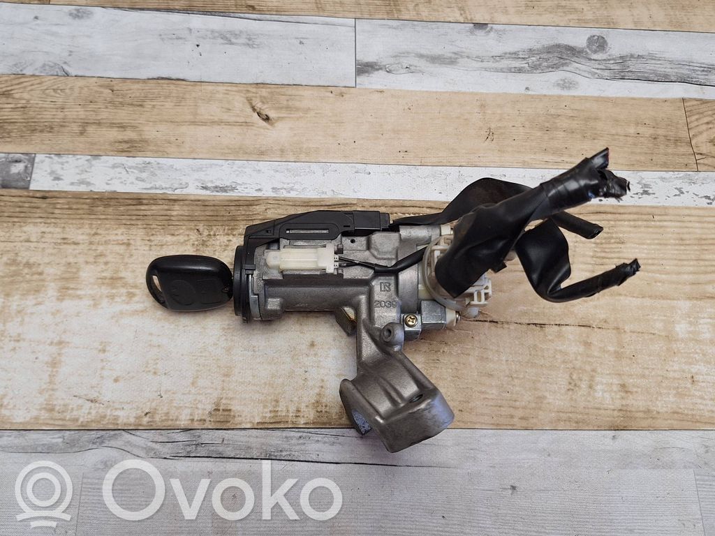 Toyota Corolla Verso E121 Ignition lock 