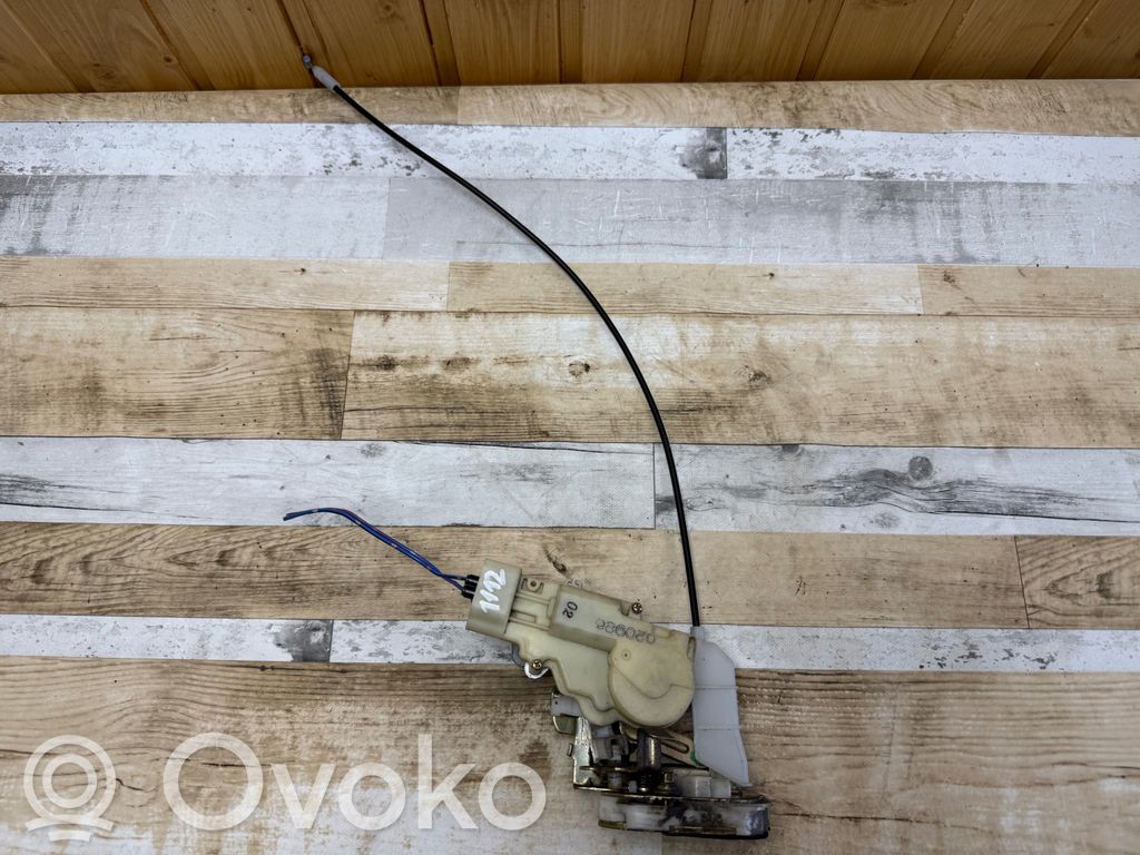 Zamek drzwi tylnych   020926