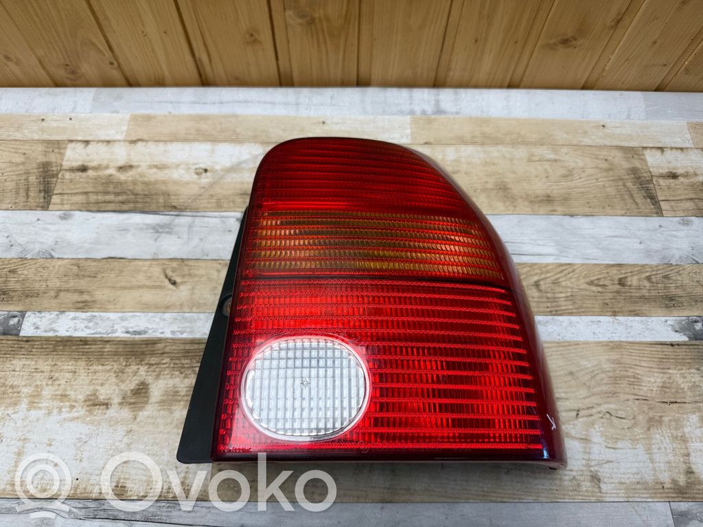 Volkswagen Lupo Aizmugurējais lukturis virsbūvē 
