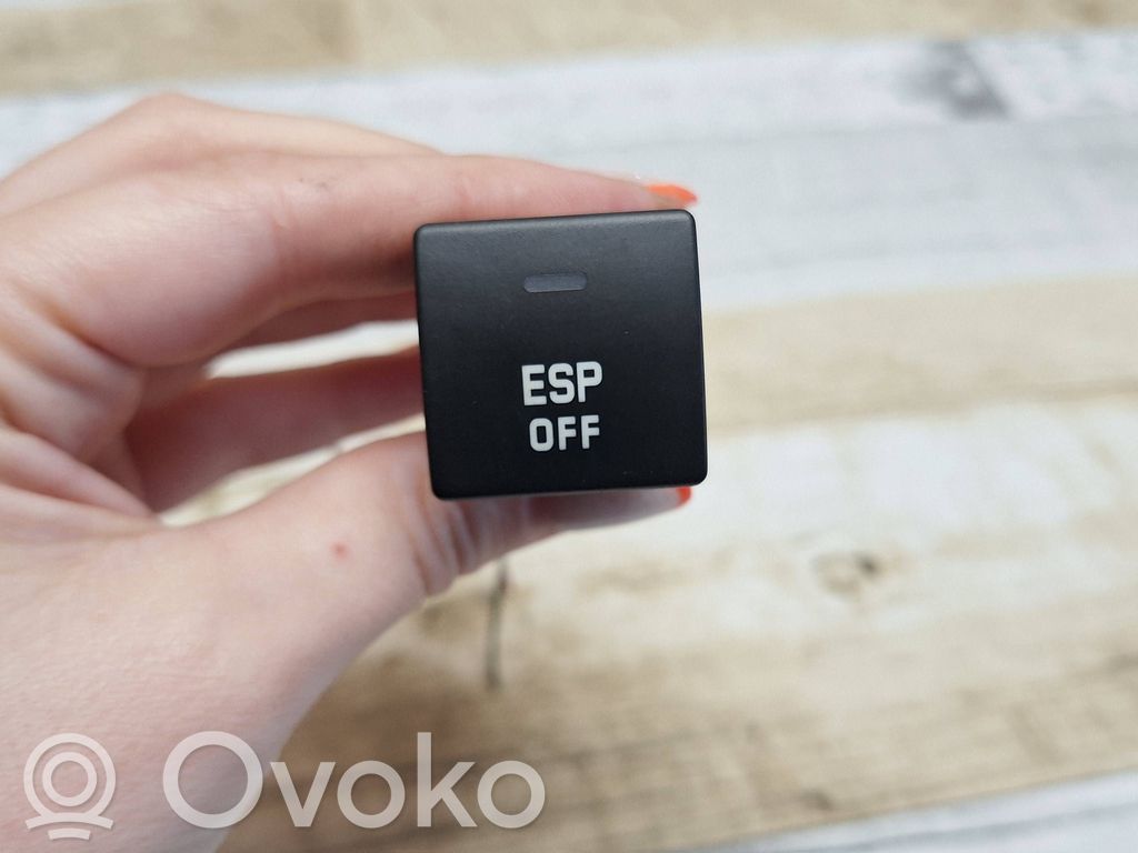 ESP (stability program) switch   96476624XT