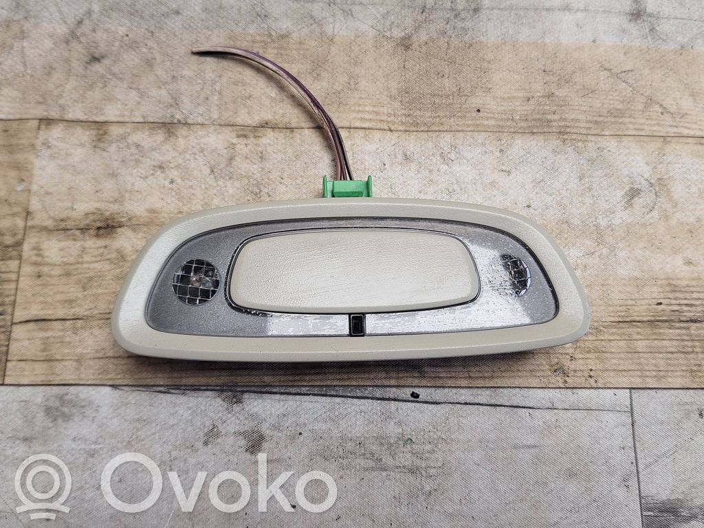Volvo V40 Galinių vietų apšvietimo žibintas 