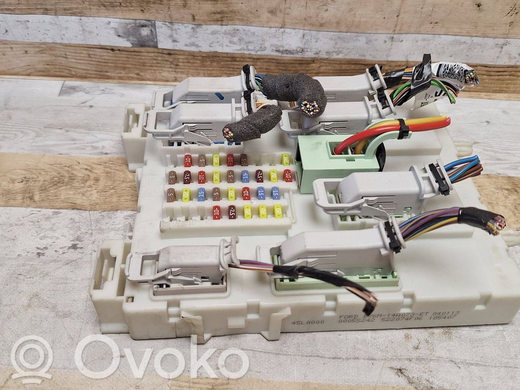 Ford C-MAX II Fuse module 