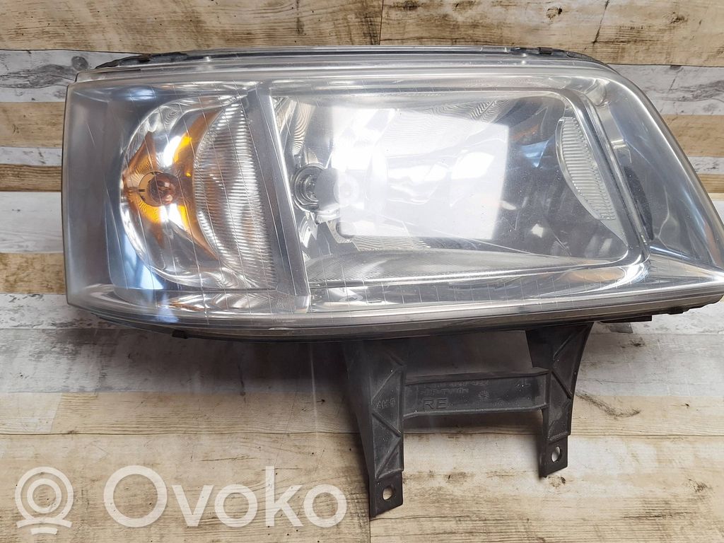 Volkswagen Transporter - Caravelle T5 Lampa przednia 