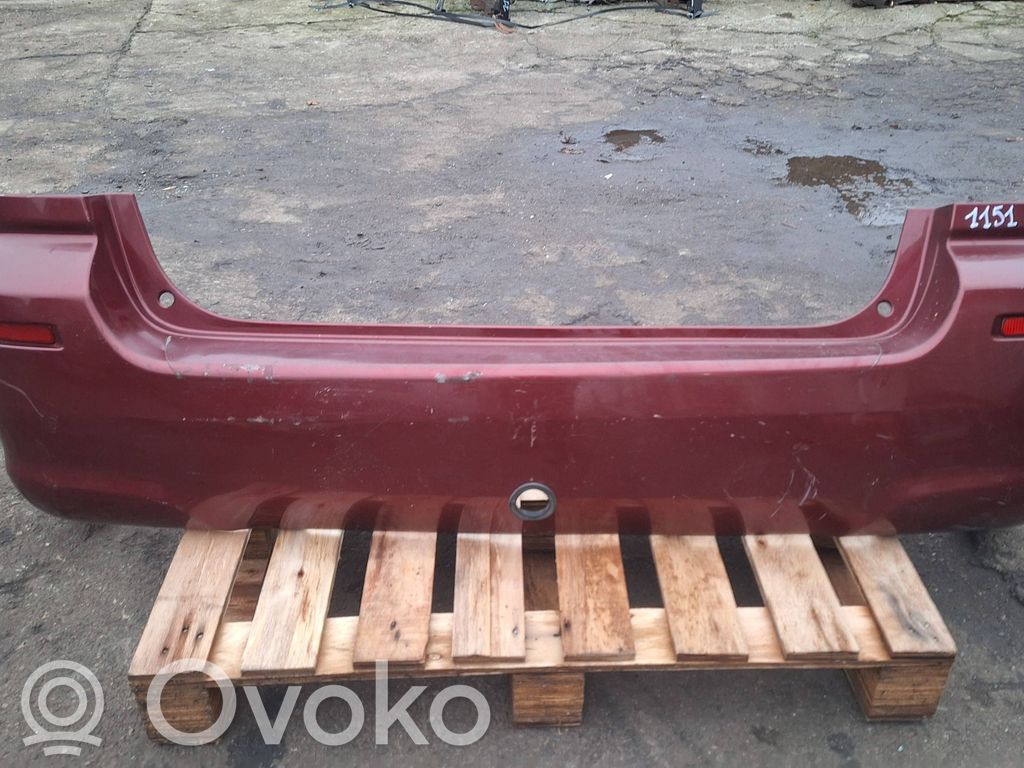 Toyota Corolla Verso AR10 Parachoques 