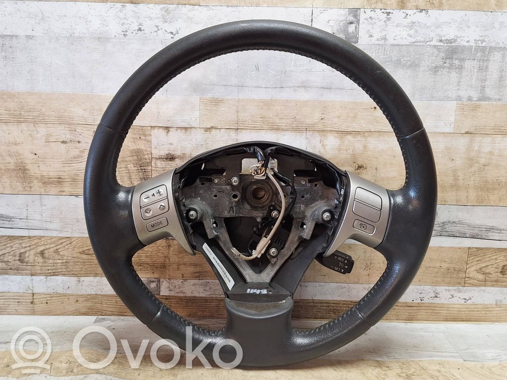 Toyota Auris 150 Ohjauspyörä 