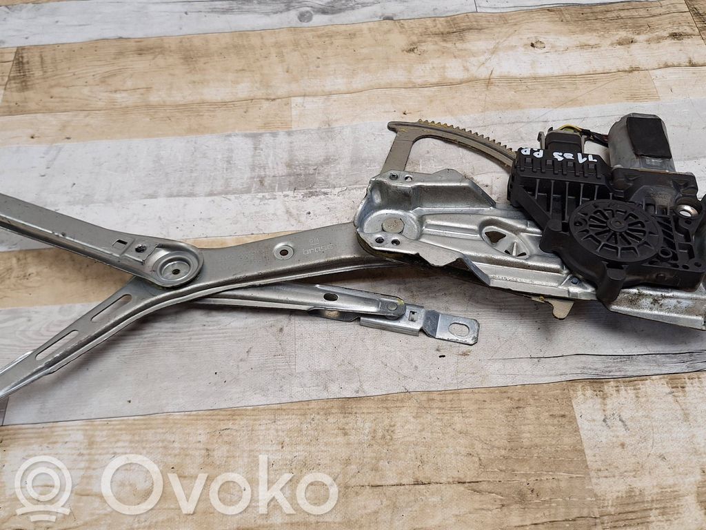 Opel Astra H Elektryczny podnośnik szyby drzwi przednich 
