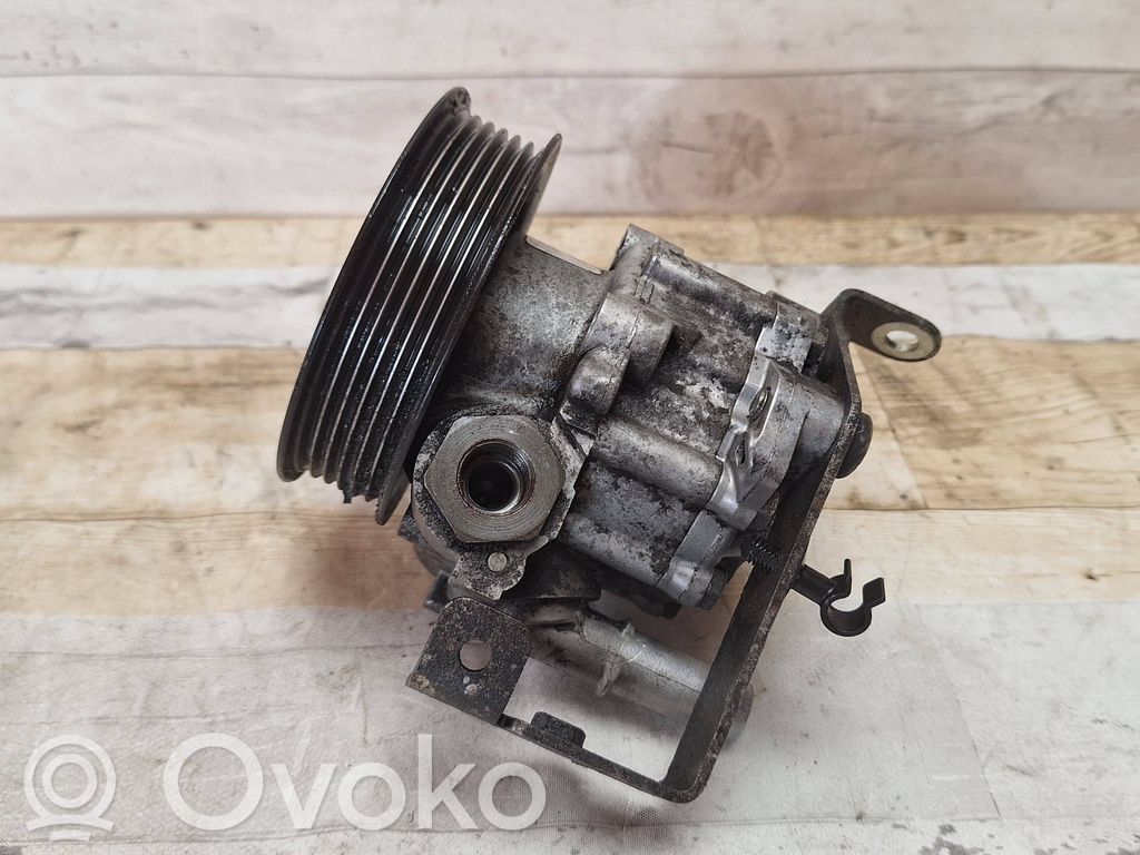 Citroen C5 Power steering pump 
