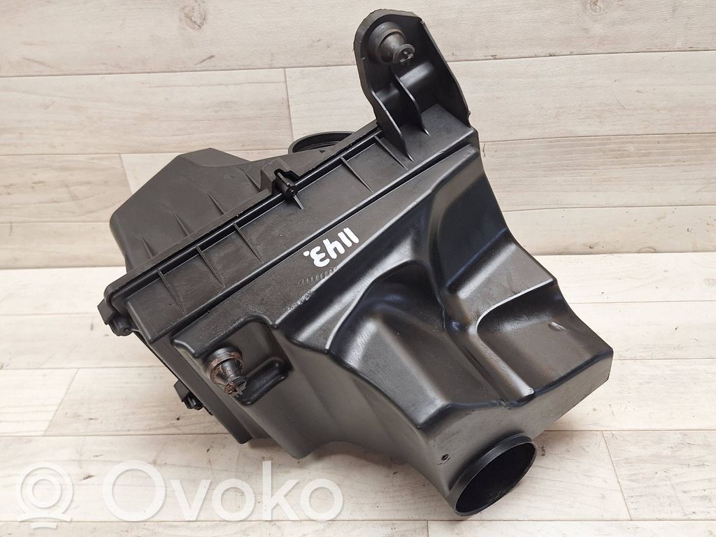 Volvo C30 Oro filtro dėžė 